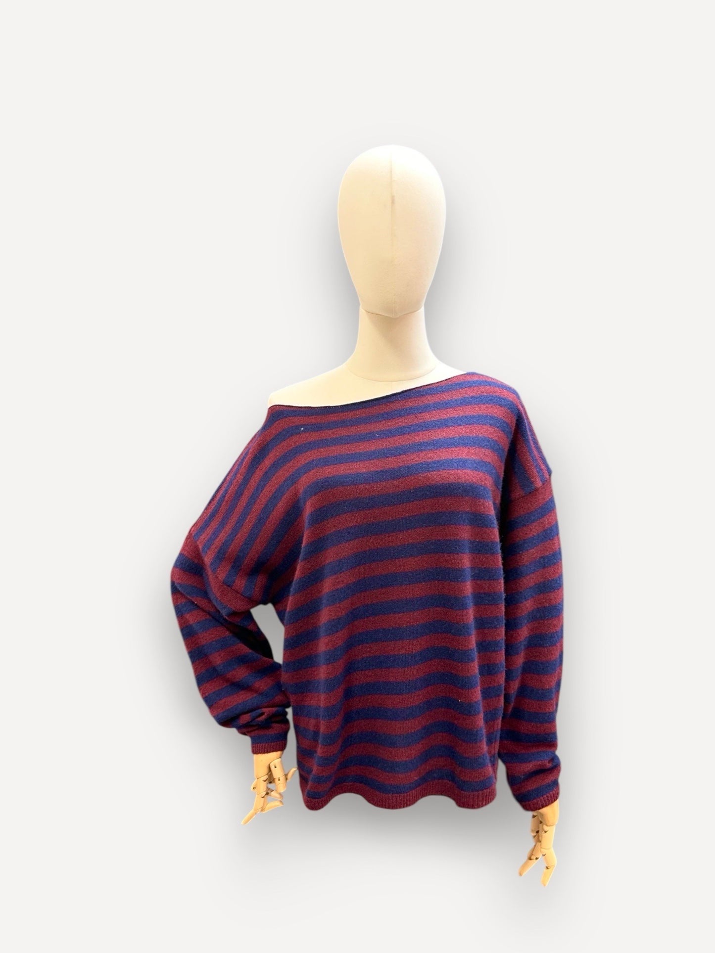 Cashmere Off shoulder