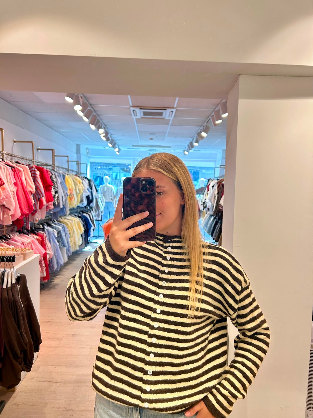 Col cardigan