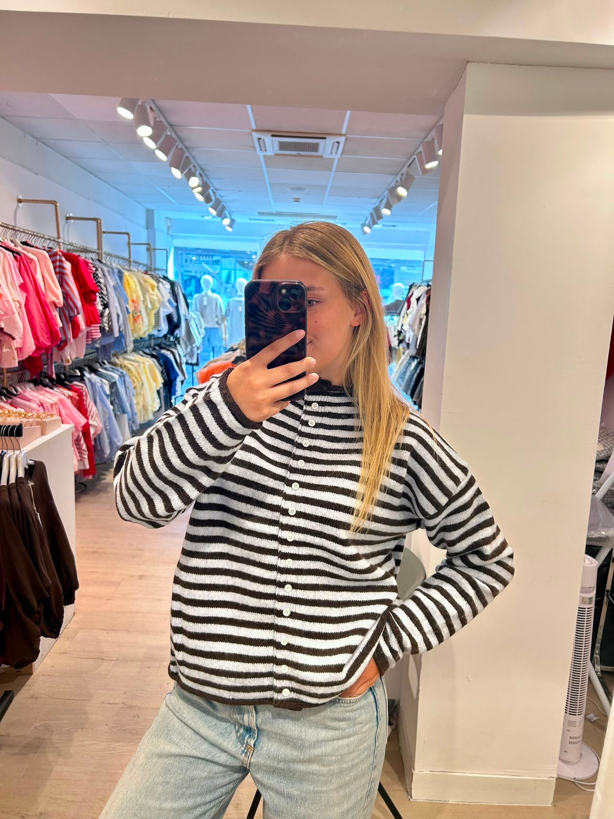 Col cardigan