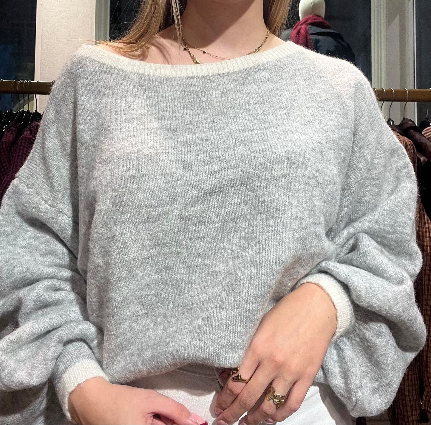 Mira off shoulder
