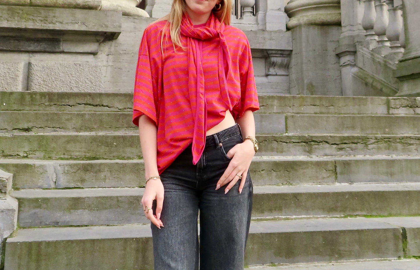 Scarf and shirt combi