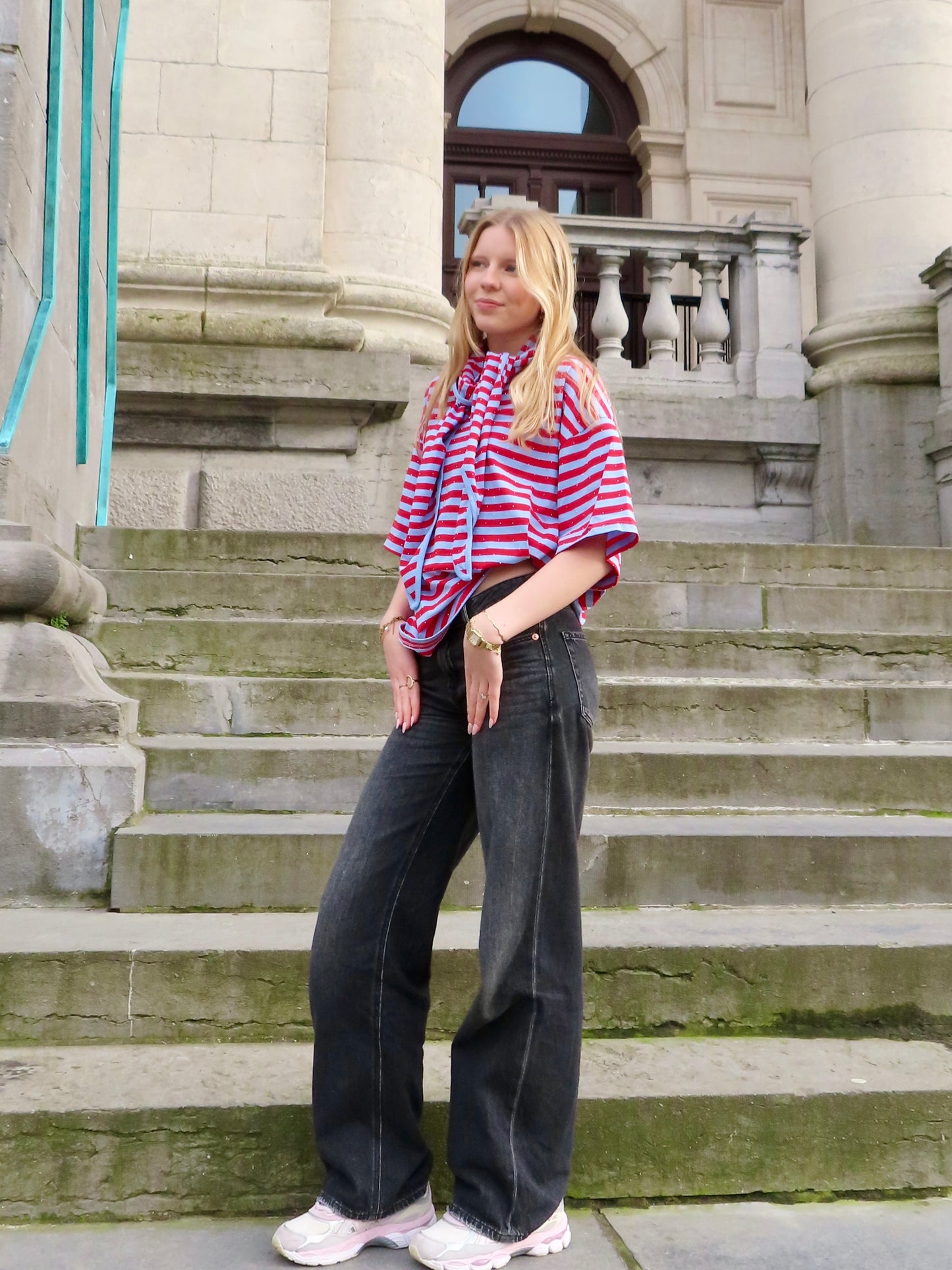 Scarf and shirt combi